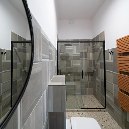 Nest Hotel Gyor Phòng bức ảnh