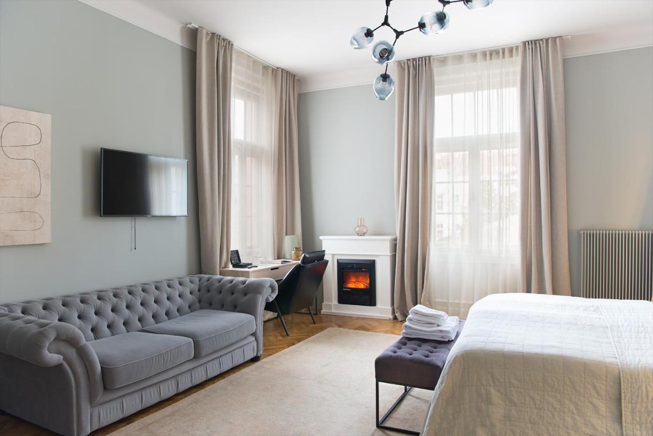Nest Hotel Gyor Ngoại thất bức ảnh