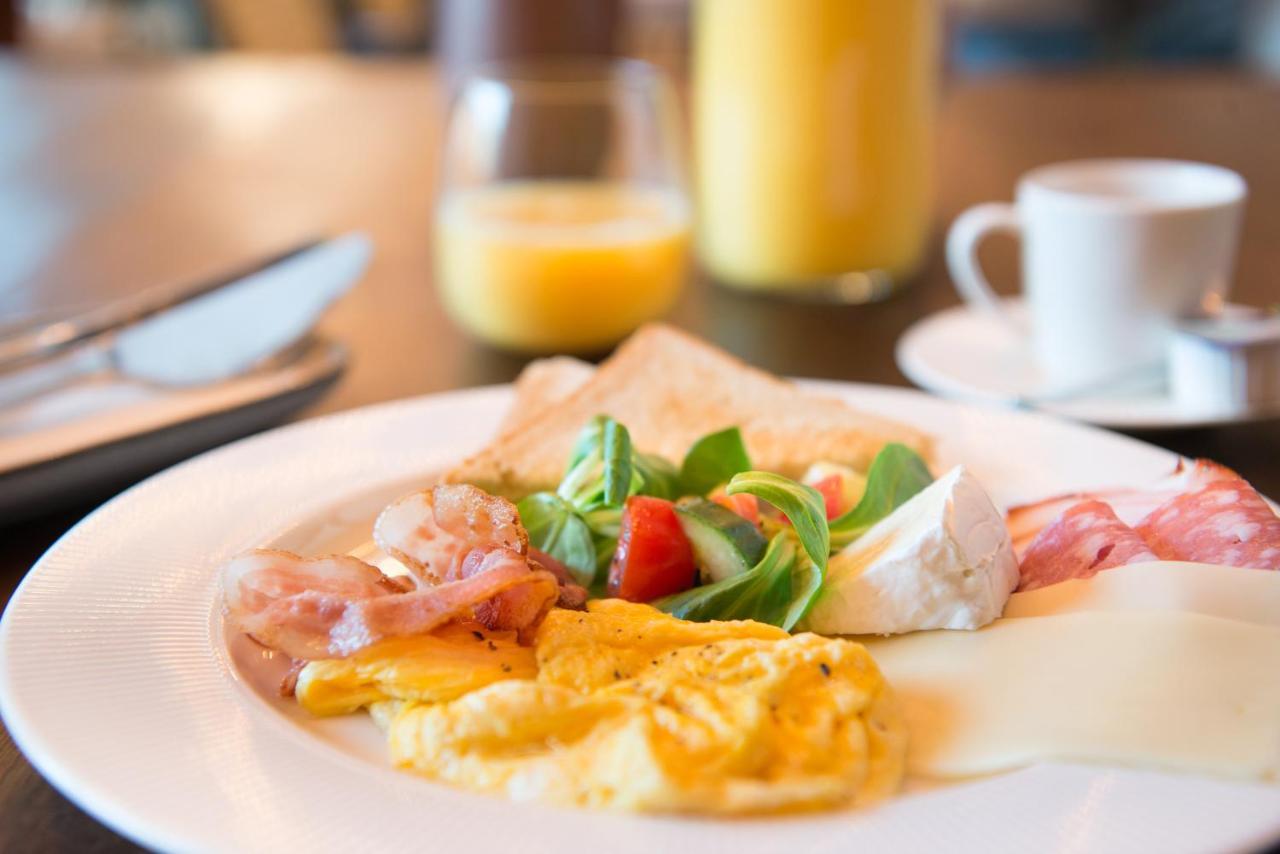 Nest Hotel Gyor Ngoại thất bức ảnh